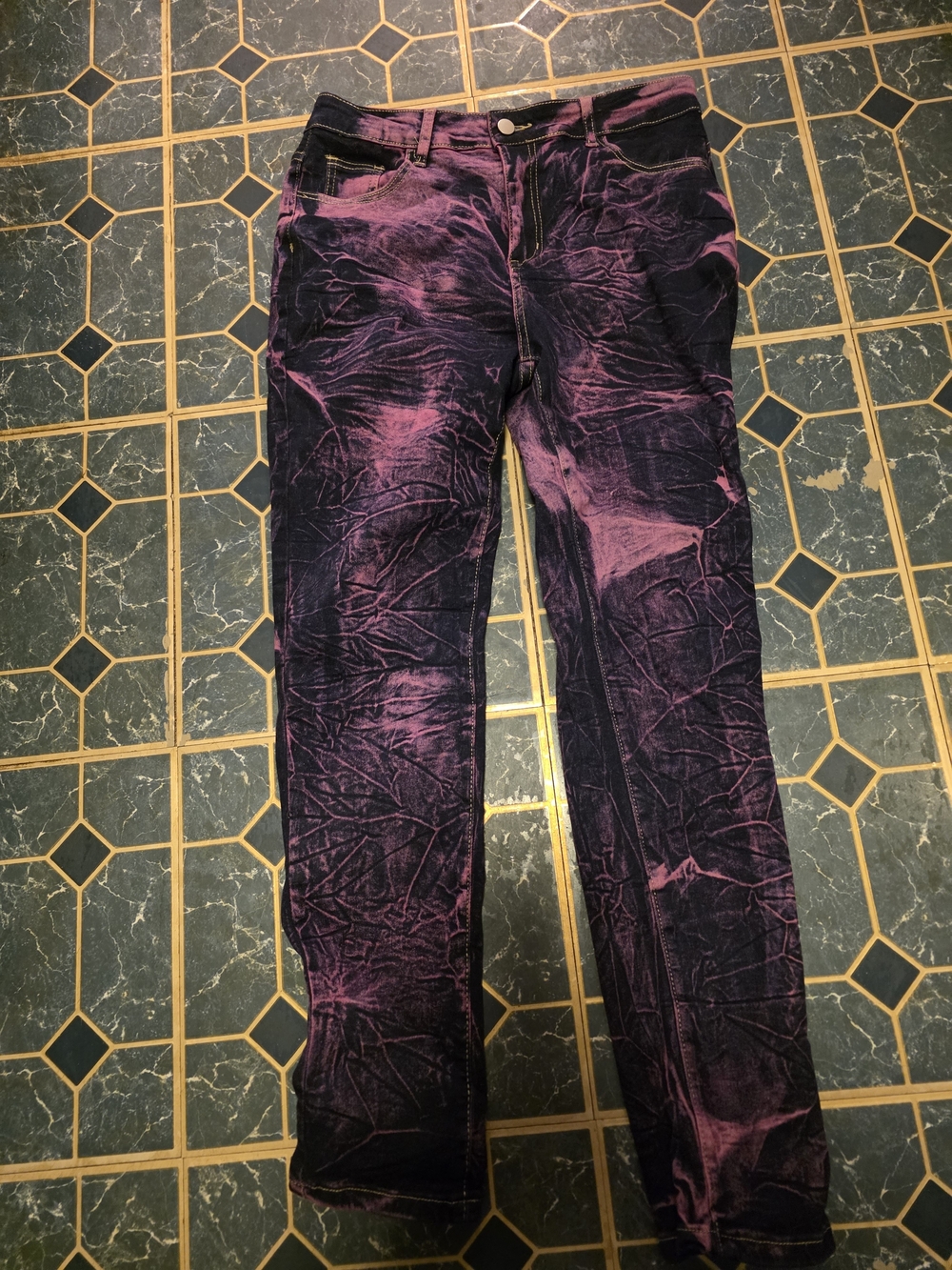 Women’s Purple Tie-Dye Jeans - Stylish Casual Fit